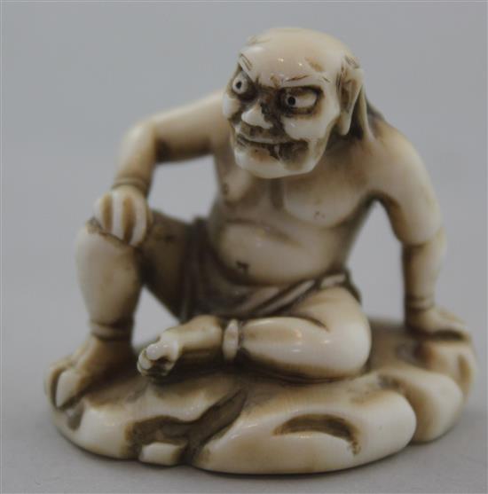 A Japanese ivory netsuke of Raiden (God of Thunder), signed Tomohiro, Edo period, 4.3cm